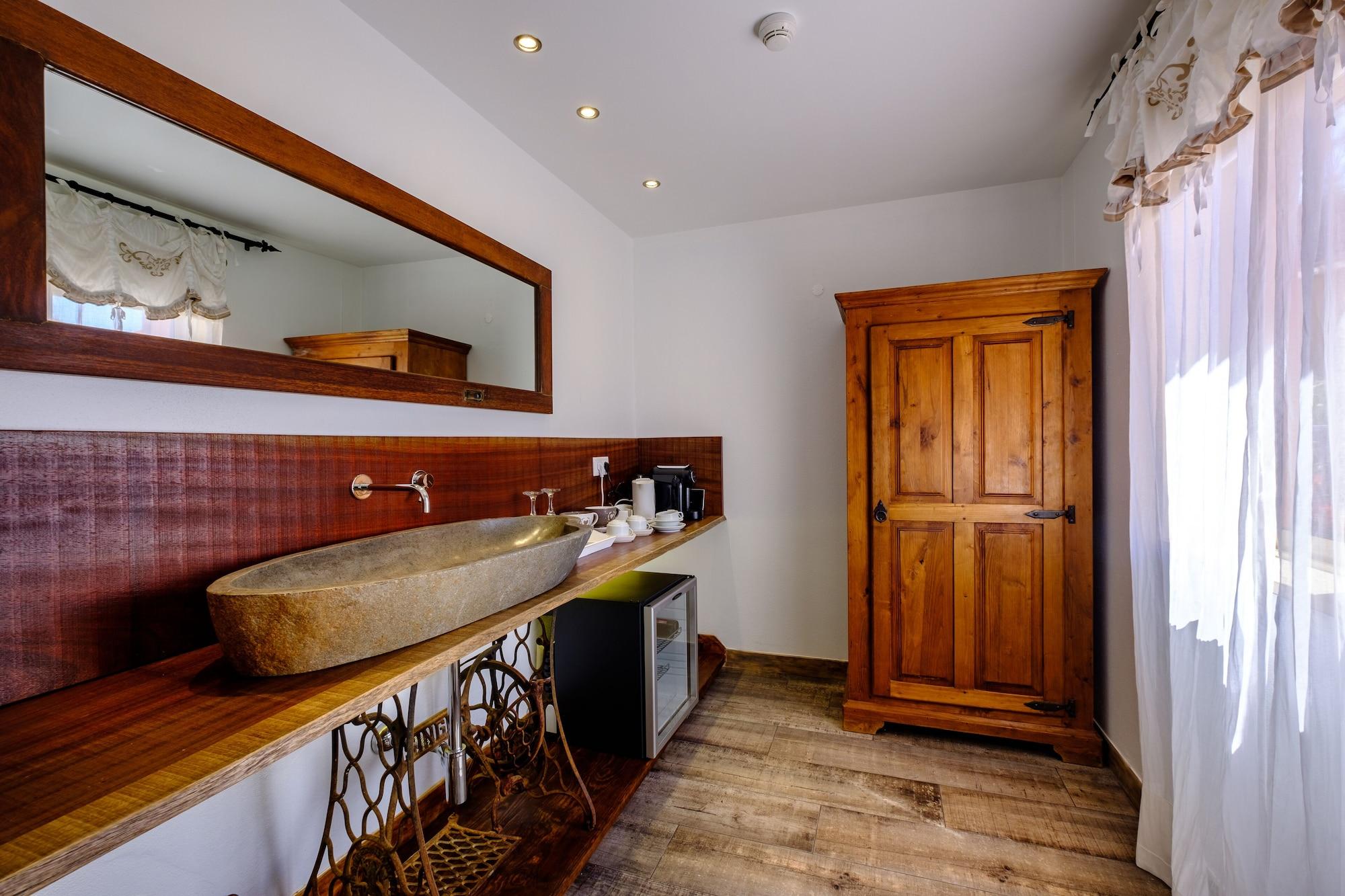 D. Dinis - Charming (adults Only) Gasthof 2*