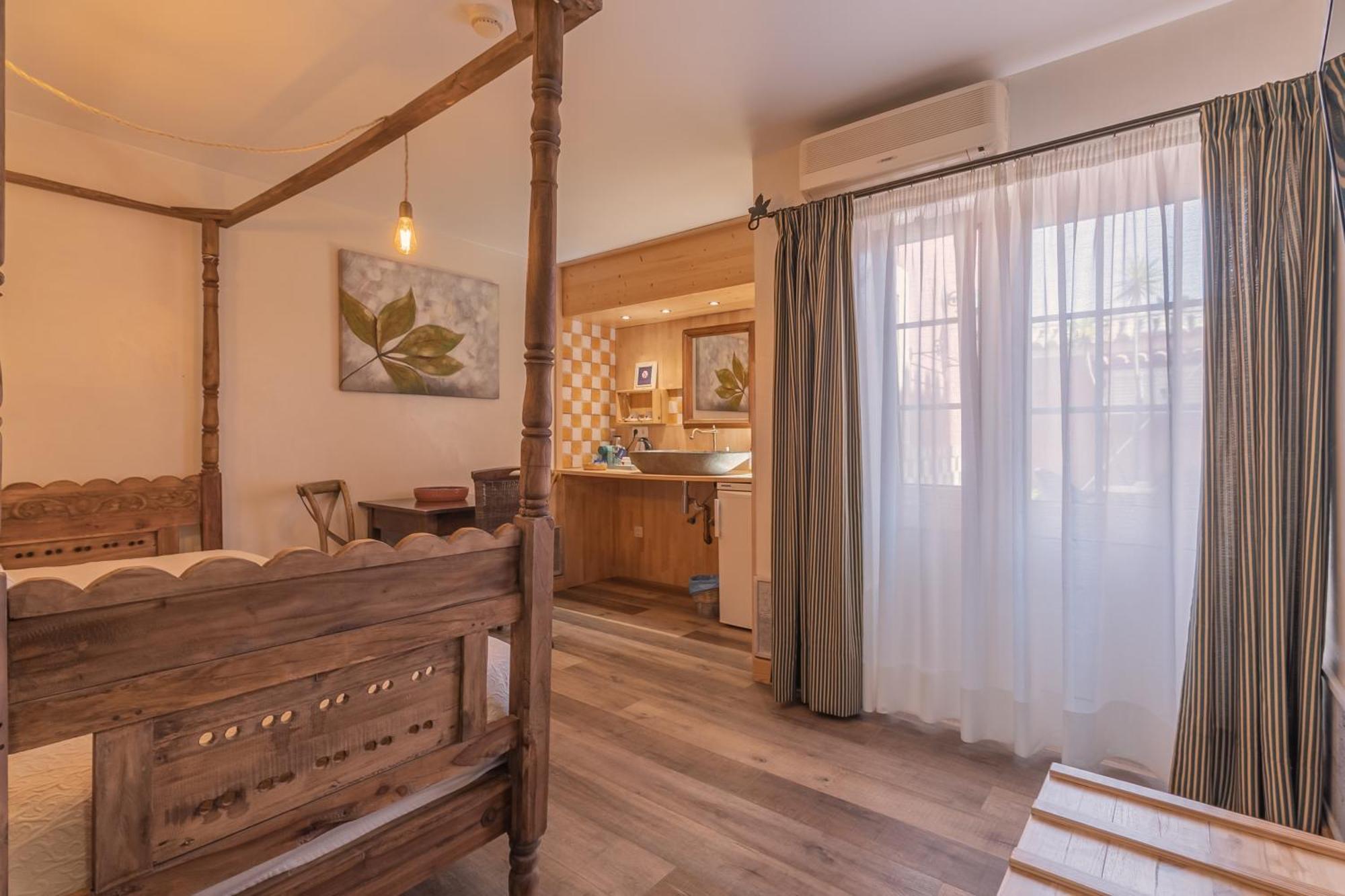 D. Dinis - Charming (adults Only) Gasthof